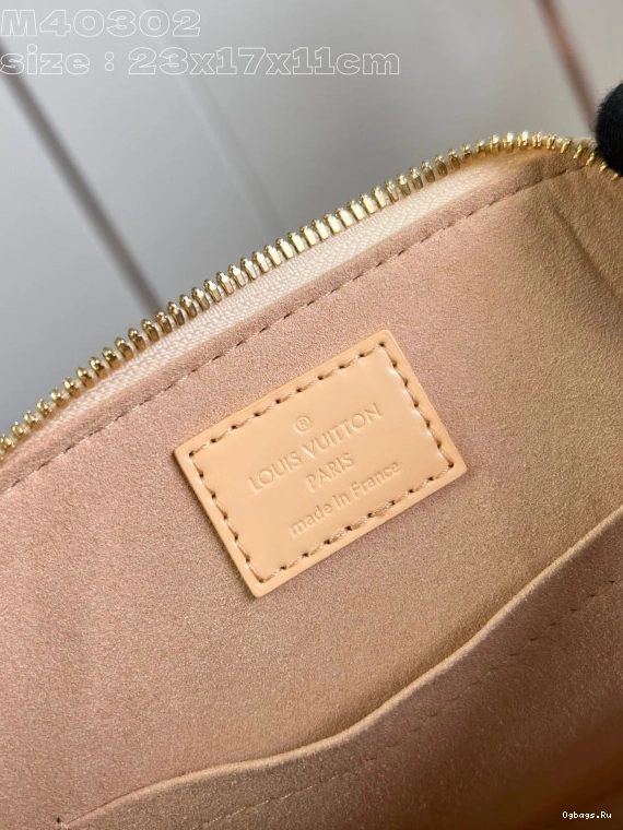 VUITTON ALMA BB-23.5*17.5*11.5cm LOUIS 0224